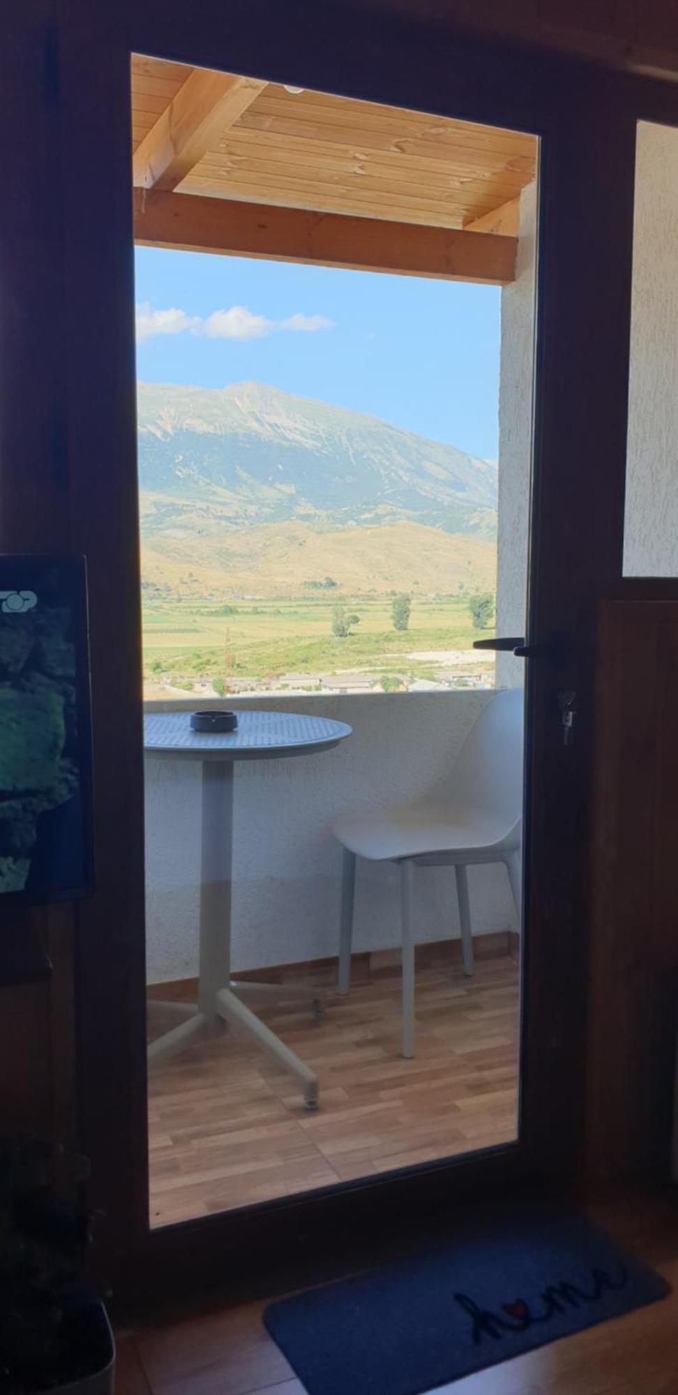 Shena Guest House Gjirokaster Exterior photo