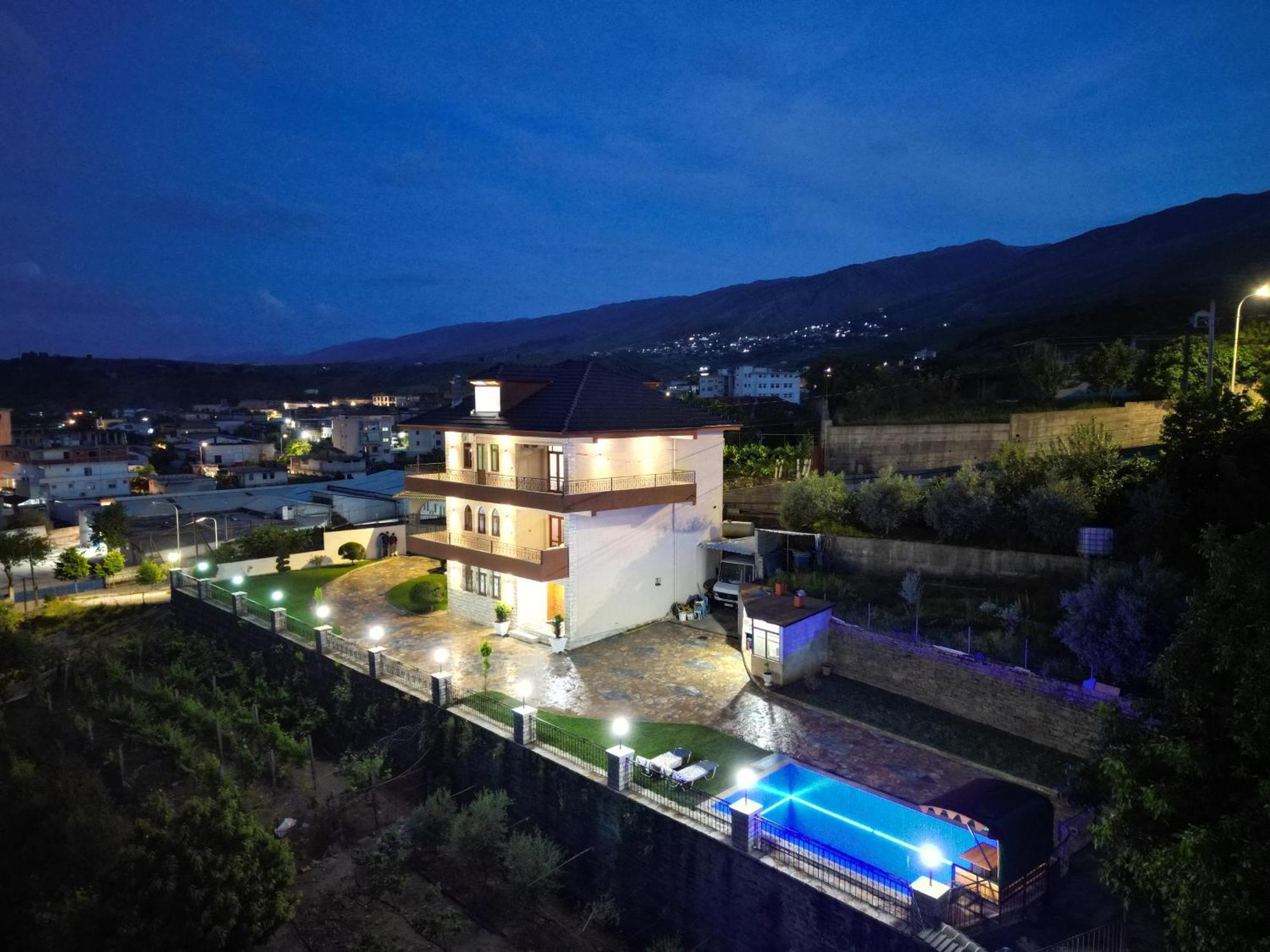 Shena Guest House Gjirokaster Exterior photo